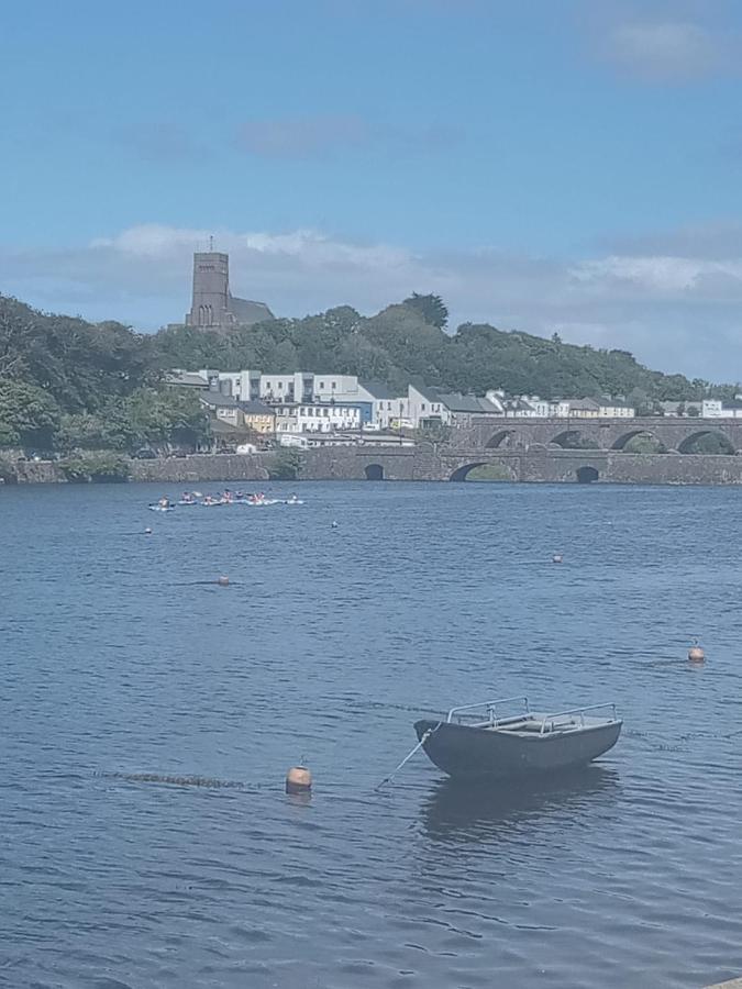 MOORINGS Greenway Newport  Buitenkant foto