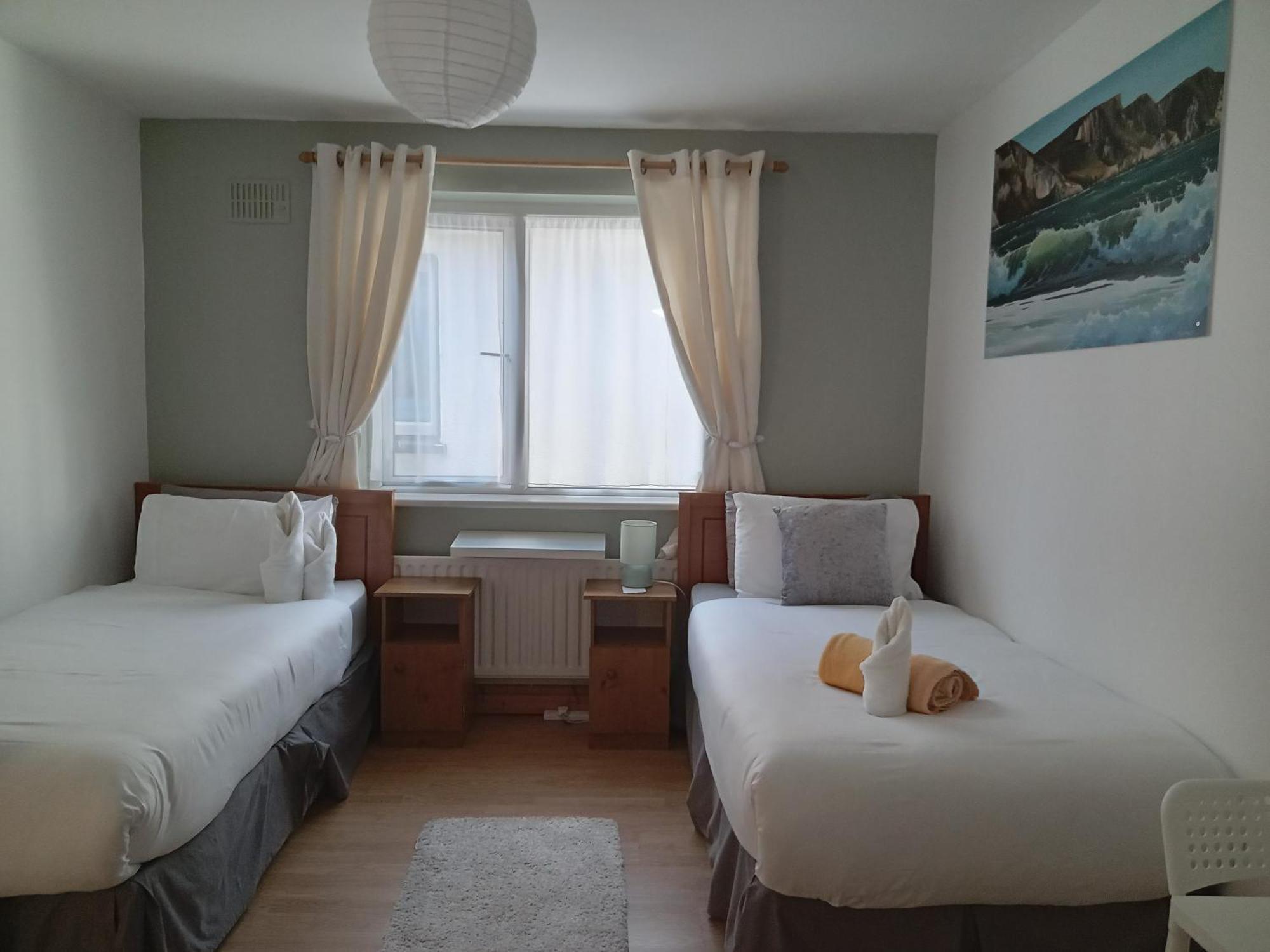 MOORINGS Greenway Newport  Kamer foto